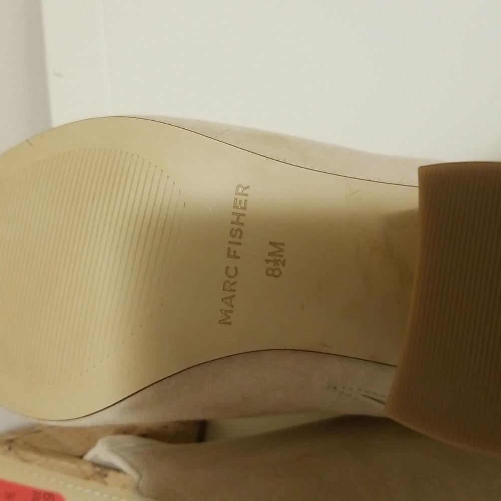 Marc Fisher Tan heels Size 8.5 - Picture 3 of 4